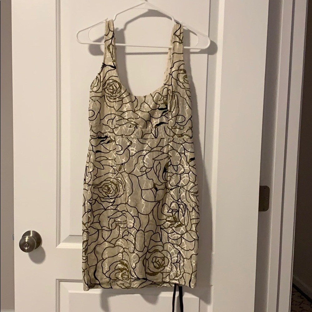 PrettyLittleThing Glitter Floral Square Neck Dress